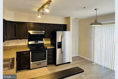 638 Villager, Baltimore City, MD 21222 - Photo 6