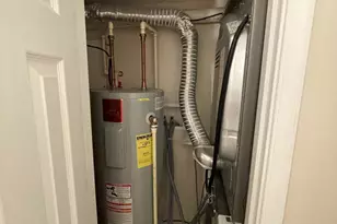 825 S Bouldin St, Baltimore, MD 21224 - Photo 18