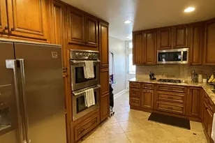 825 S Bouldin St, Baltimore, MD 21224 - Photo 8