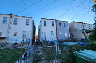 428 N Hilton St, Baltimore, MD 21229 - Photo 2