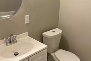 820 N Rose St, Baltimore, MD 21205 - Photo 16