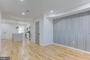 4009 8th St, Baltimore, MD 21225 - Photo 8