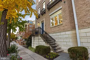 900 Valencia Ct, Baltimore, MD 21230 - Photo 8