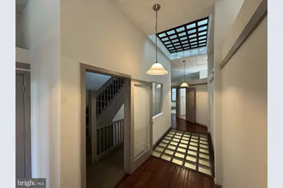 328 S Broadway #2, Baltimore, MD 21231 - Photo 8