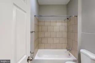 2867 Mayfield Ave, Baltimore, MD 21213 - Photo 14