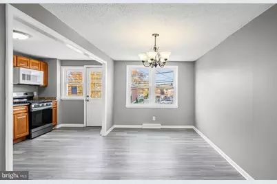 5454 Cedonia Avenue, Baltimore, MD 21206 - Photo 8