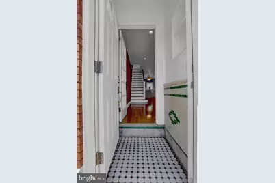 630 S Ellwood Avenue, Baltimore, MD 21224 - Photo 2