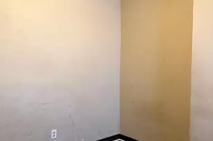 816 North Ave E, Baltimore, MD 21202 - Photo 12