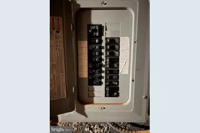 816 North Avenue E, Baltimore, MD 21202 - Photo 6