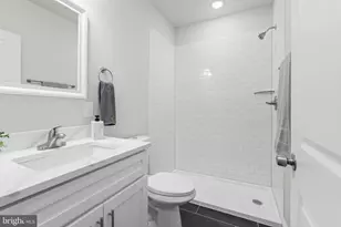 2103 McCulloh St, Baltimore, MD 21217 - Photo 18