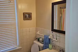 5017 Roland Ave, Baltimore, MD 21210 - Photo 16