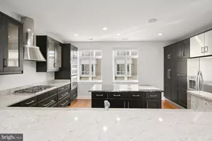 901 Valencia Ct, Baltimore, MD 21230 - Photo 28