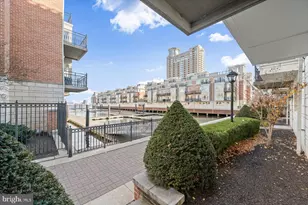 901 Valencia Ct, Baltimore, MD 21230 - Photo 8