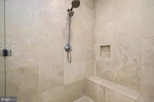 901 Valencia Ct, Baltimore, MD 21230 - Photo 46