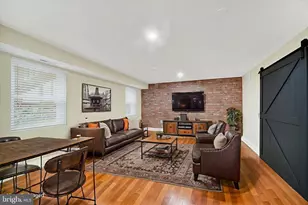 15 E Branch Ln, Baltimore, MD 21201 - Photo 4