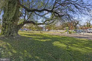 1552 N Fulton Ave, Baltimore, MD 21217 - Photo 18