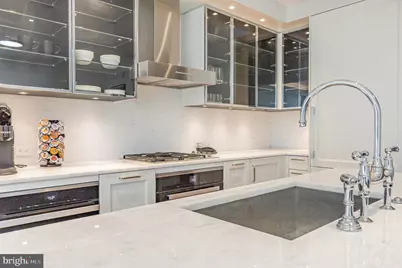 300 International Drive #2106, Baltimore, MD 21202 - Photo 10