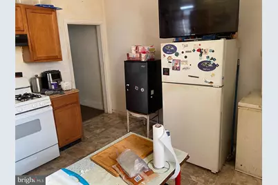 605 Cator Avenue, Baltimore, MD 21218 - Photo 6