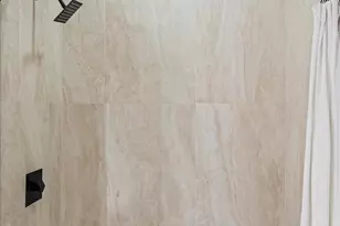 725 E 20th St, Baltimore, MD 21218 - Photo 24