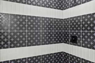 725 E 20th St, Baltimore, MD 21218 - Photo 18