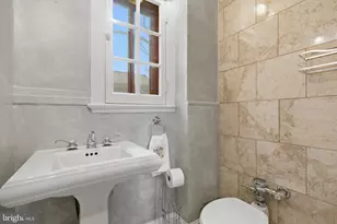 230 Stony Run Lane, Baltimore, MD 21210 - Photo 18