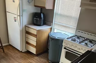 4801 Holder Ave, Baltimore, MD 21214 - Photo 4