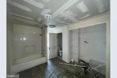 433 E Lynn Avenue, Baltimore, MD 21223 - Photo 10