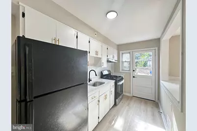 1038 Wedgewood, Baltimore, MD 21229 - Photo 1