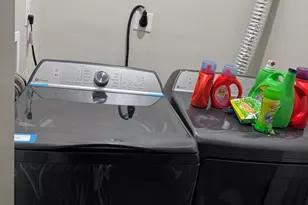 2412 Keyworth Ave, Baltimore, MD 21215 - Photo 2