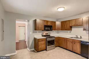 1022 W Lombard St, Baltimore, MD 21223 - Photo 8