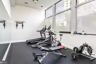 301 W Franklin St, Baltimore, MD 21201 - Photo 8