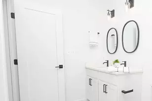 211 St Paul St, Baltimore, MD 21202 - Photo 10