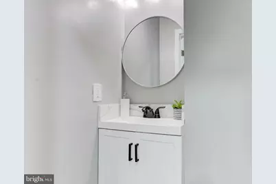 156 S Hilton Street, Baltimore, MD 21229 - Photo 24