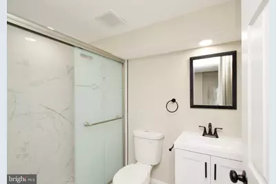 2208 Mount Royal Terrace, Baltimore, MD 21217 - Photo 32