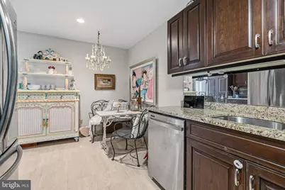 10 E Lee Street #2008, Baltimore, MD 21202 - Photo 12