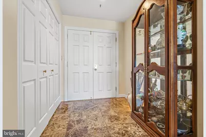 10 E Lee Street #2008, Baltimore, MD 21202 - Photo 14