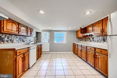 424 N Linwood Avenue, Baltimore, MD 21224 - Photo 24