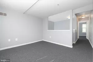 1137 N Mount St, Baltimore, MD 21217 - Photo 24