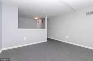 1137 N Mount St, Baltimore, MD 21217 - Photo 26