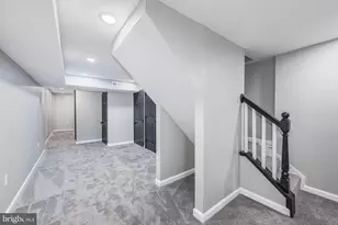 1715 E Oliver St, Baltimore, MD 21213 - Photo 22