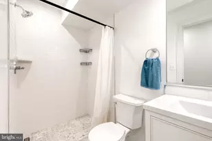 635 S Curley St, Baltimore, MD 21224 - Photo 10