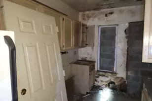 1319 Mosher St, Baltimore, MD 21217 - Photo 8