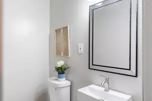 2701 Guilford Ave, Baltimore, MD 21218 - Photo 12