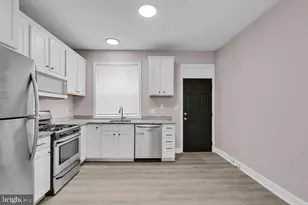 2576 W Baltimore Street W, Baltimore, MD 21223 - Photo 8