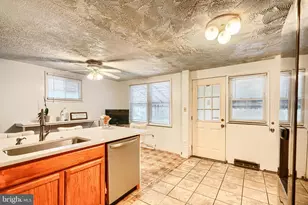 5552 Whitby Rd, Baltimore, MD 21206 - Photo 14