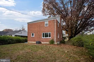 5601 Groveland Ave, Baltimore, MD 21215 - Photo 30