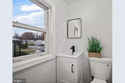 5601 Groveland Avenue, Baltimore, MD 21215 - Photo 12