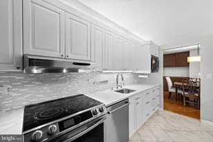 111 Hamlet Hill Rd, Baltimore, MD 21210 - Photo 10