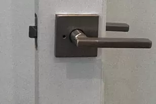 2504 W Peninsula Dr, Baltimore, MD 21230 - Photo 10