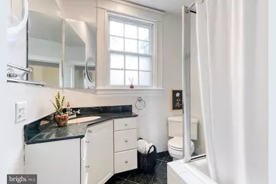 401 E Lake Avenue, Baltimore, MD 21212 - Photo 12